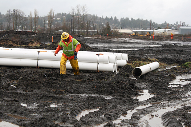 WA_Dept_of_Trans_contruction_in_rain_620