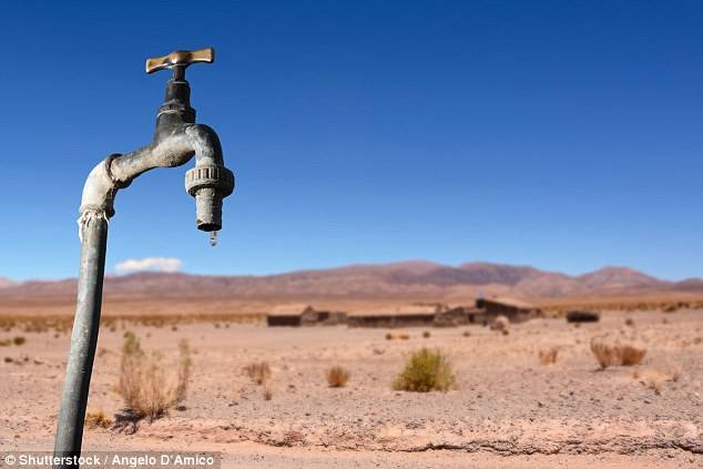 49509E8800000578-5403367-Could_Australia_run_out_of_water_like_Capetown_in_South_Africa_O-a-14_1518880302447